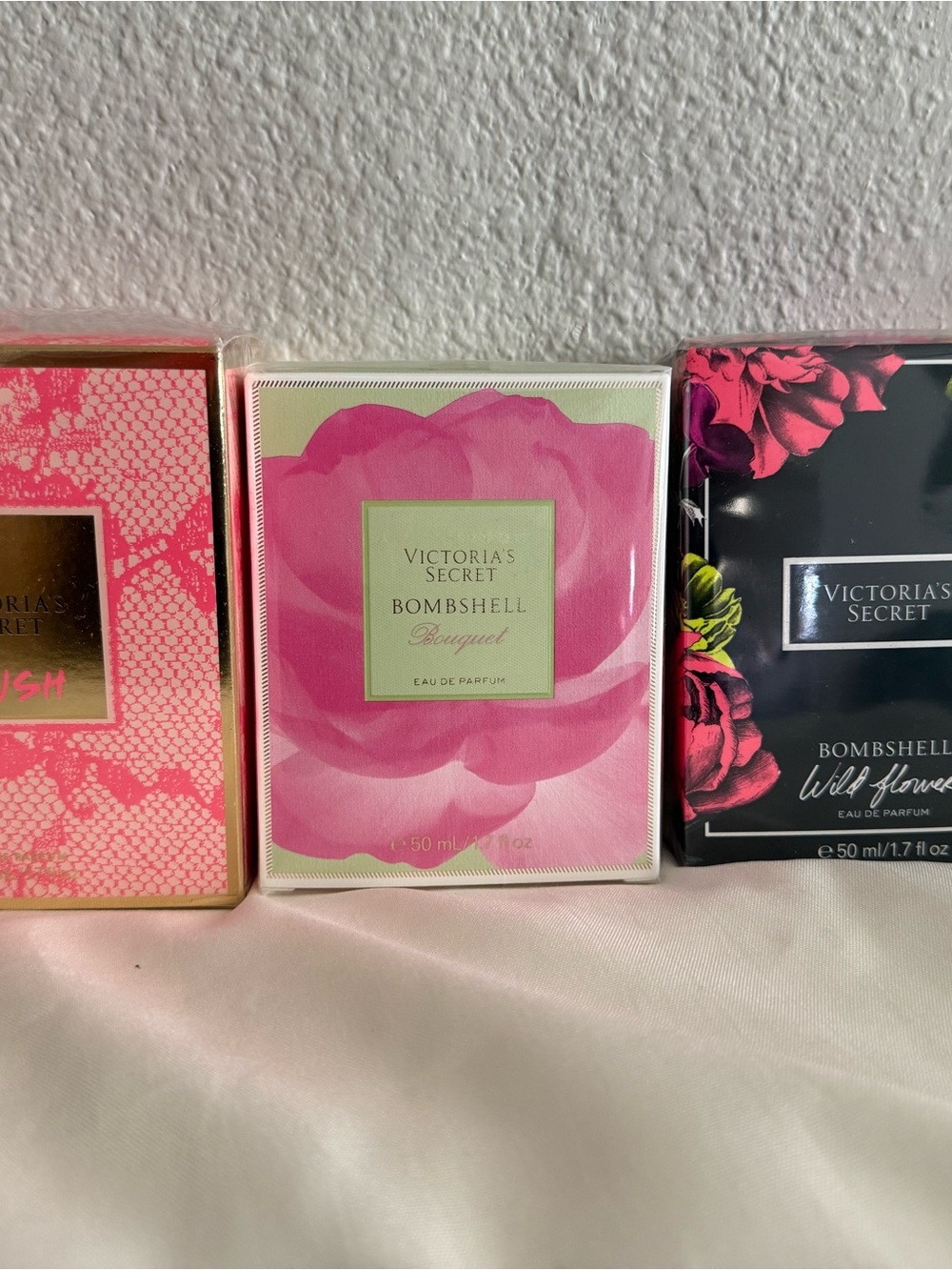 Victoria's Secret Bombshell Bouquet Moisturizer & Body Oil - Pink